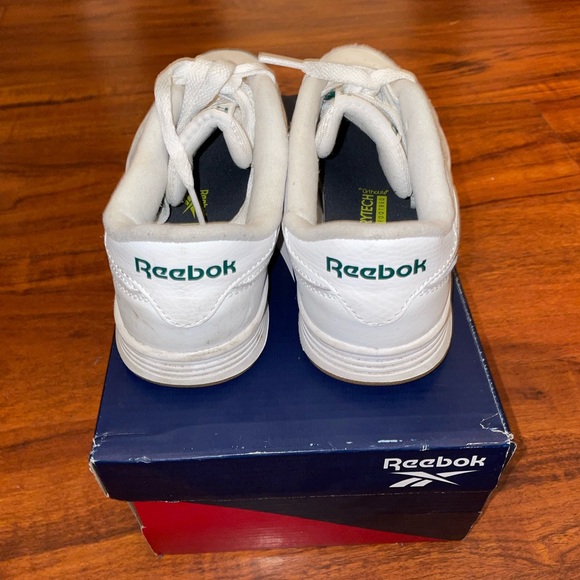 Reebok Women’s Club Memt/ Size 6 1/2 W - Picture 4 of 5